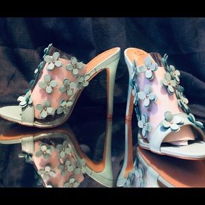 BRAND NEW mint green see-through slides